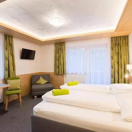 Haus Alblitt Guest house